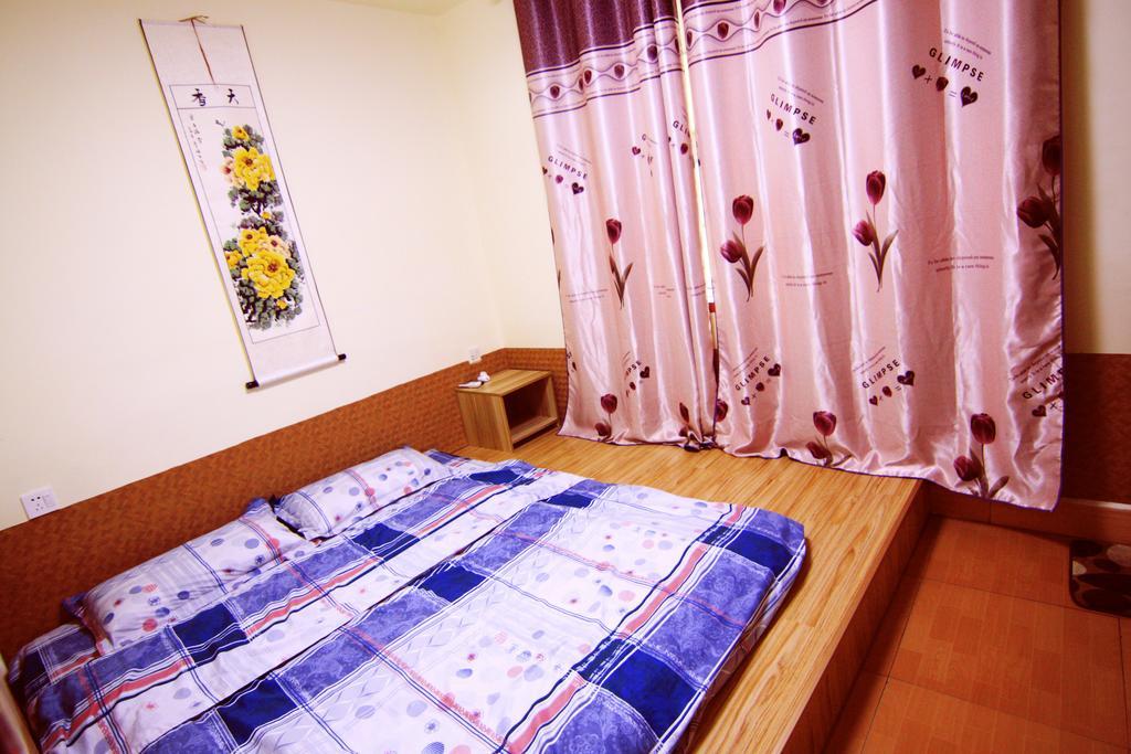 Lan Shan Chu Youth Hostel Yangshuo Cameră foto